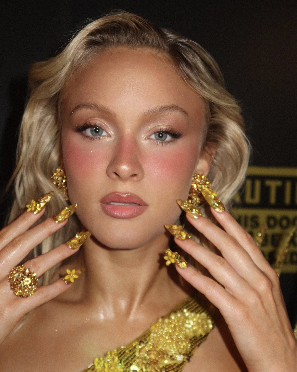 Makeup by Sophia Sinot on Zara Larsson for the Grammy’s