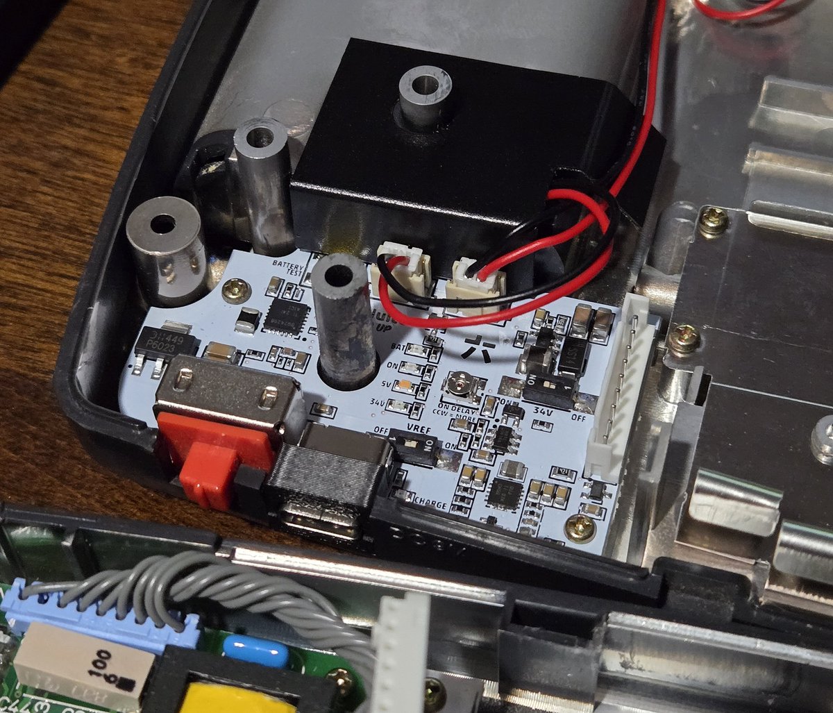 Threevee tweet media