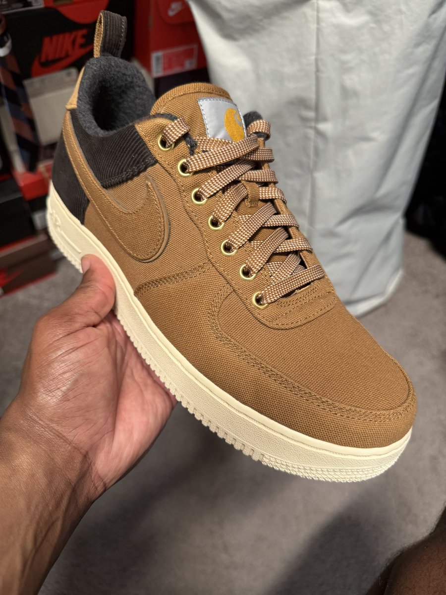 #BHMKOTD <a href="/JerLisa_Nicole/">With Love, JerLisa Nicole</a> Day one great steal on these for $59 at the outlet.  Air Force One Carhartt.  No on feet didn’t leave the house today.