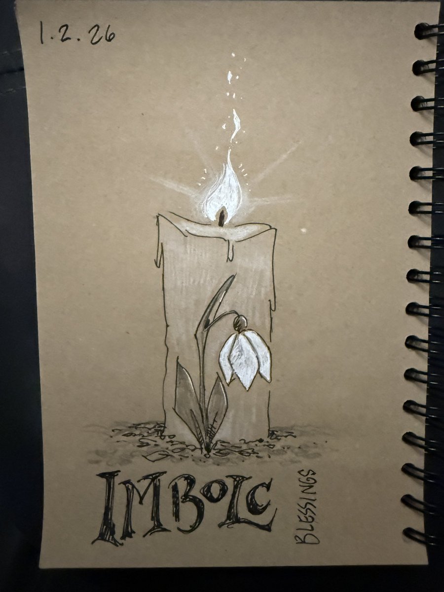 GaryScribbler's tweet image. First signs of Spring. The light returns… the Wheel turns. #doodeaday