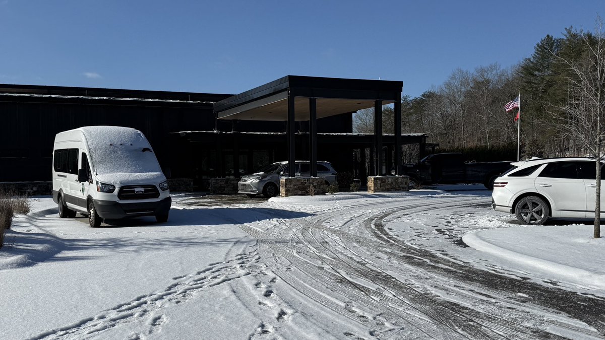 lead230's tweet image. Spent weekend at @tnstateparks Fall Creek Falls! Beautiful #weather with #snowfall at the lodge! 📸 Lee Roberts