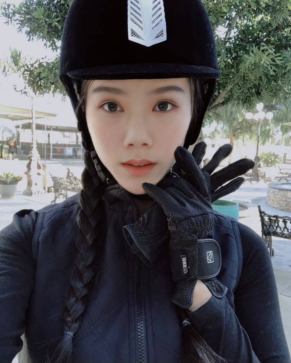 NabaveeS's tweet photo. https://t.co/QD31IDhZHf