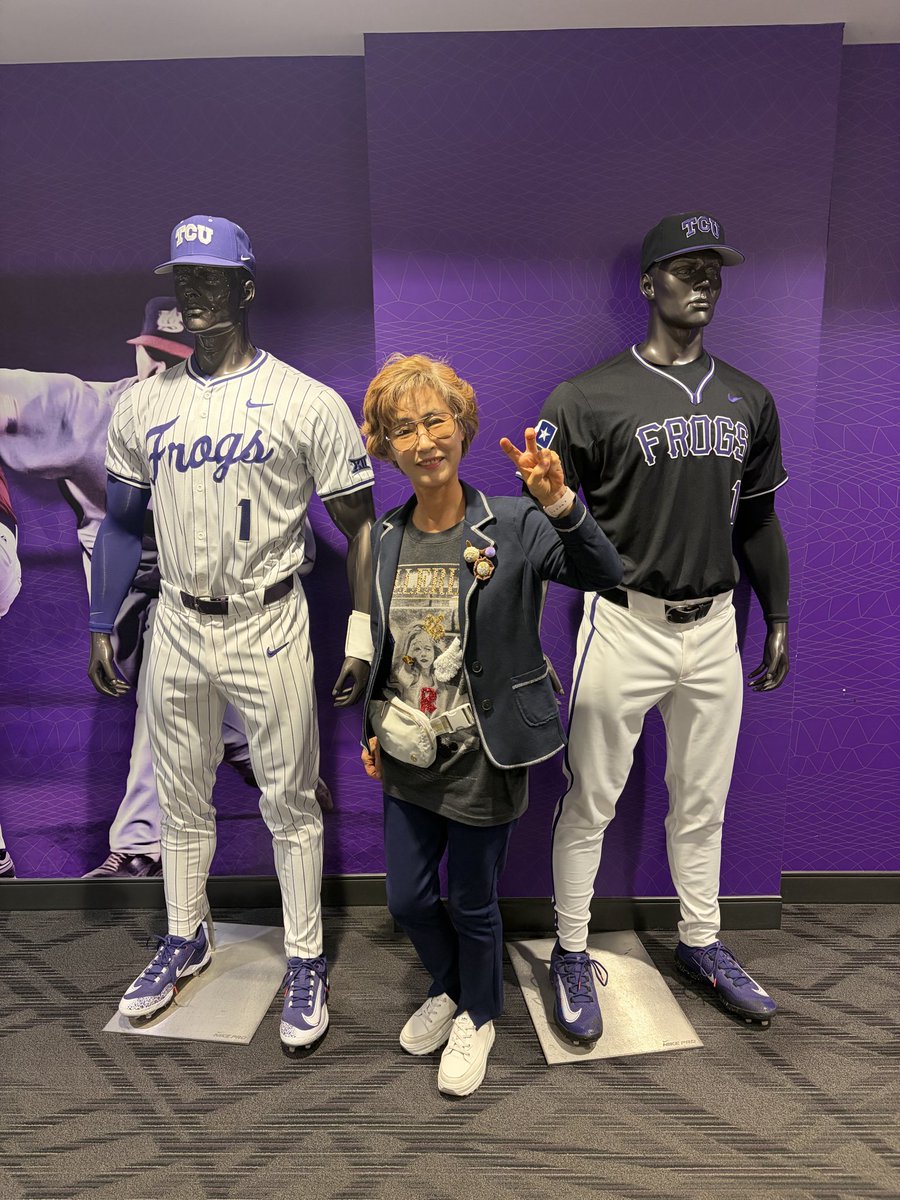 Jonathan Song tweet media