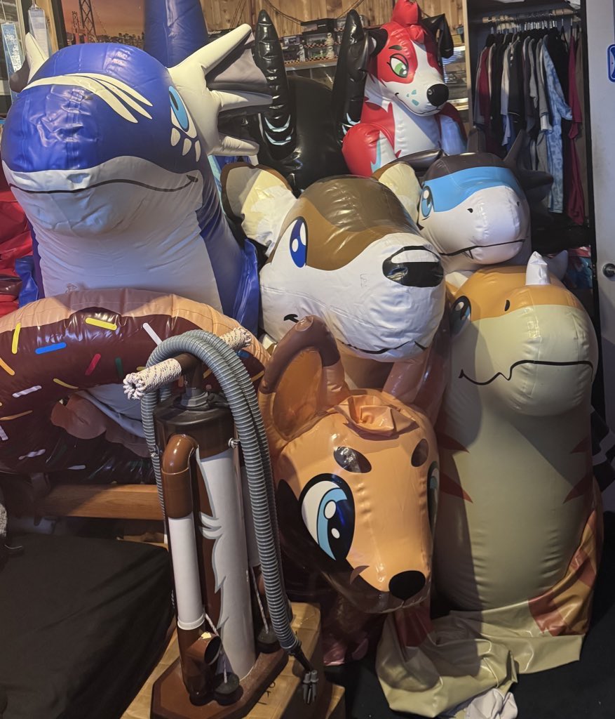 SqueakLovingPup tweet media