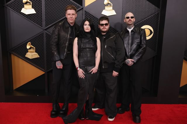 𝐜𝐨𝐮𝐫𝐭𝐧𝐞𝐲 𝐮𝐩𝐝𝐚𝐭𝐞𝐬 ✧˖° tweet media