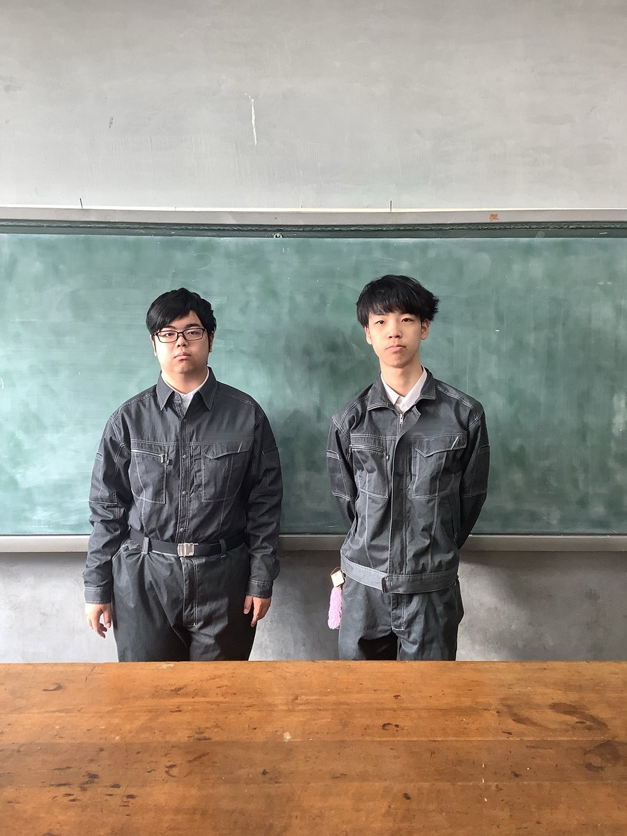 isogotech_hs's tweet photo. 【２級電気工事施工管理技士補　５名合格！】
難関資格である２級電気工事施工管理技術検定の一次試験に３年生３名、２年生２名が合格しました！
卒業後、実務経験を満たし第二次検定に合格すると「２級電気工事施工管理技士」の資格を取得することができ、現場監督として働けるようになります！ https://t.co/9Y3piQ4xYl