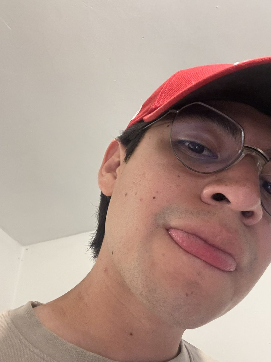 Simón tweet media