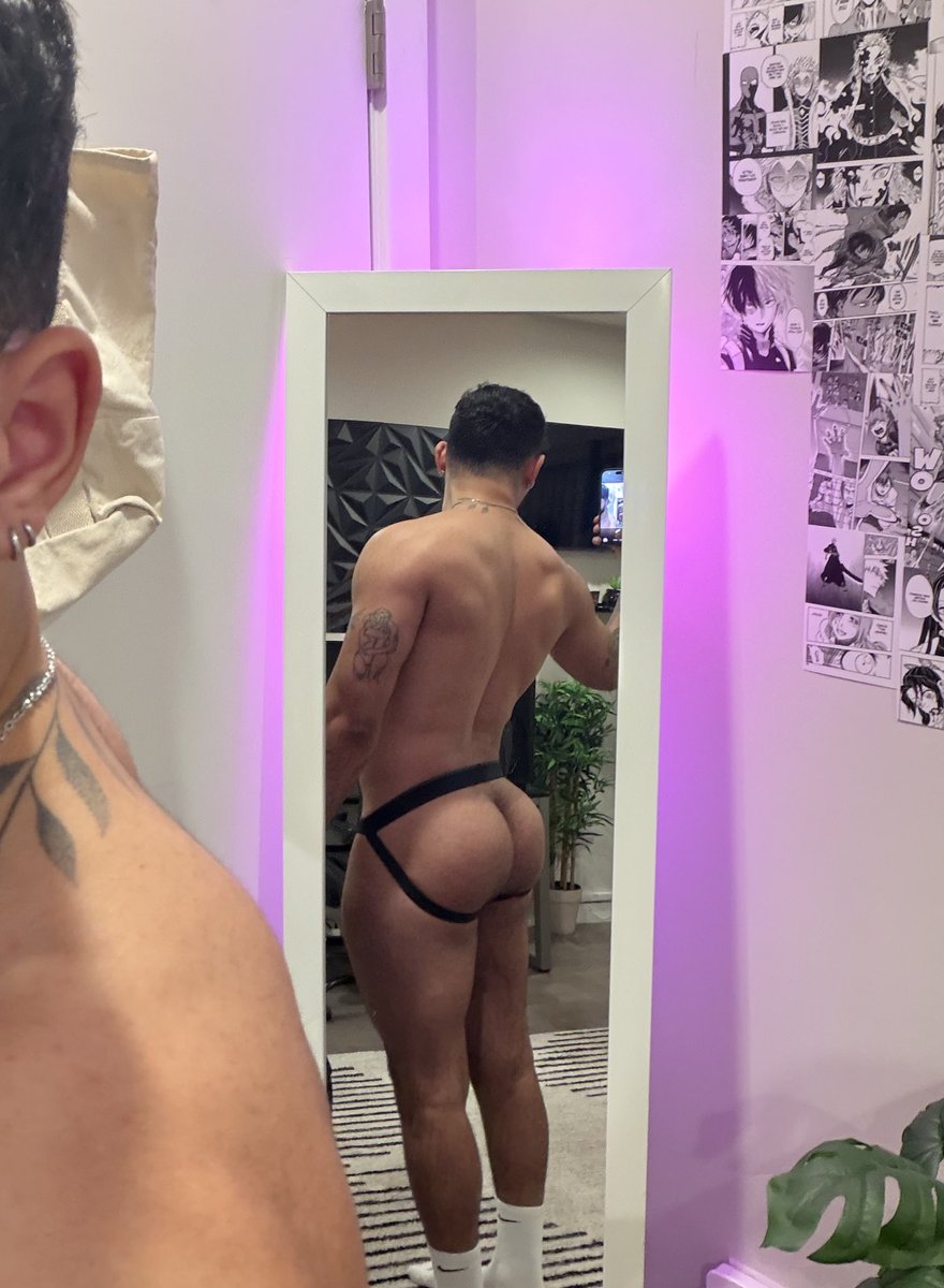 >:3 might start keeping the mirror here …