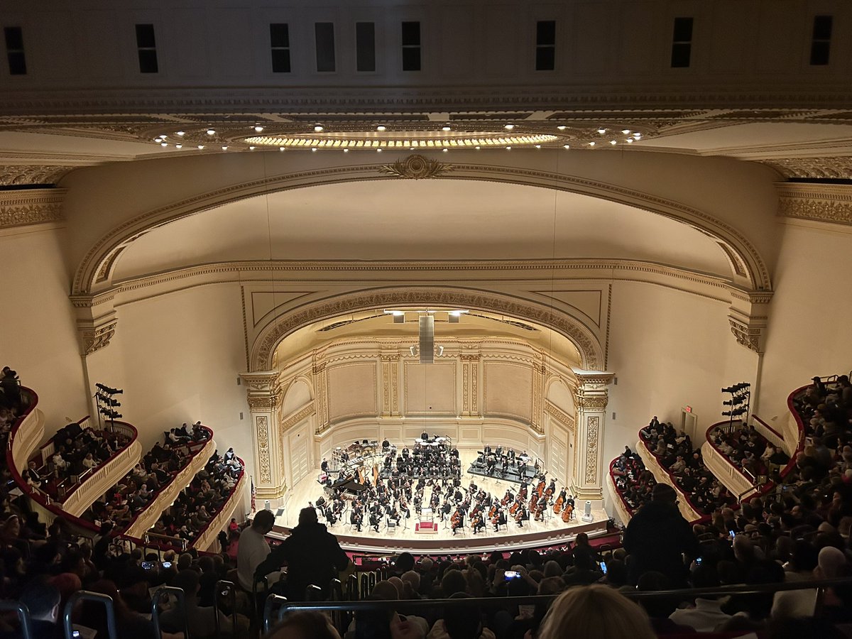 Balazs Halmos tweet media