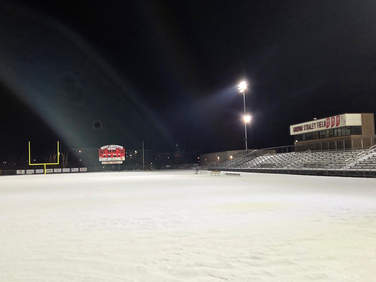 WLfootballRDP's tweet photo. @WLfootballRDP has turned its lights on in memory of Coach Ted Huber. Thank you for all your contributions to our great game. https://t.co/QITqWLLDYf