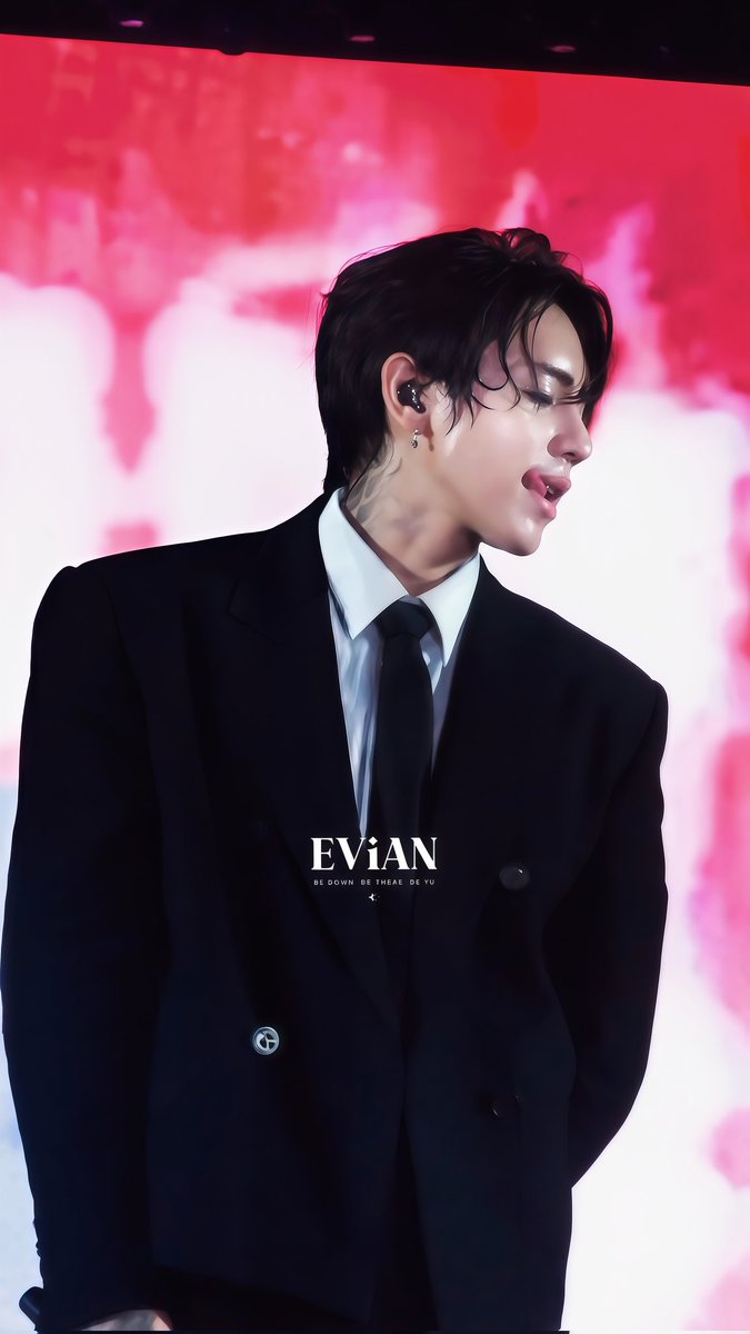 EViANmeoww's tweet image. 260131 KSPARK 🇲🇾

FOCUS

@DPRIAN_
#DPRIAN  #Chritianyu #DPRINKL