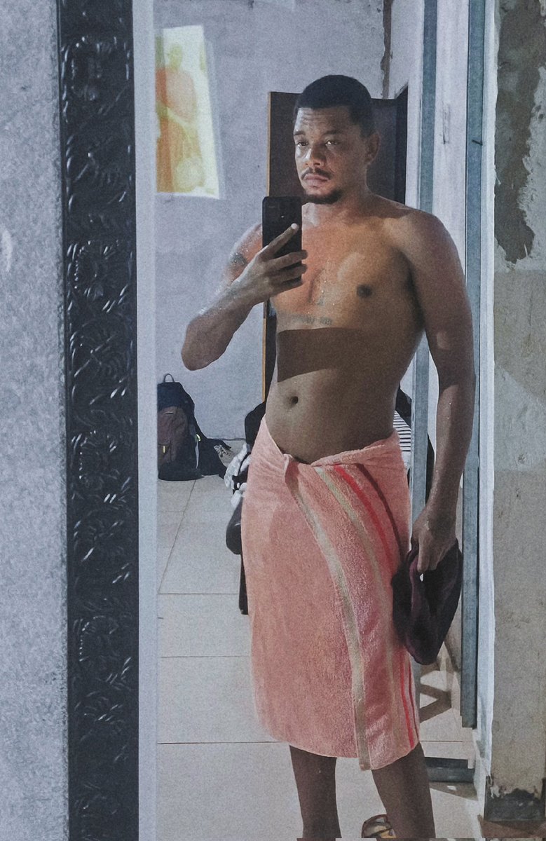 funcionário não remunerado (@ovinimr) on Twitter photo 