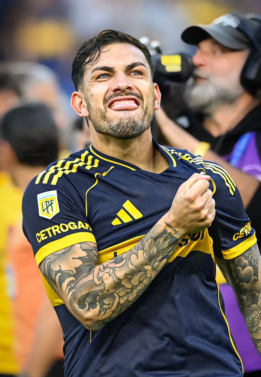Hay que prender una vela para que éste tipo no se vaya después del Mundial. Es el verdadero DT de Boca.