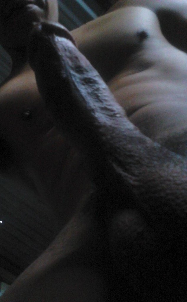 Bestianegrax's tweet photo. @latinahot_sexi Les hace falta la mía 💪🏽🍆 https://t.co/nLltSCPWVw