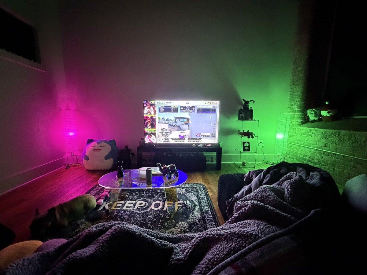 CDL WATCH PARTY WHO YALL GOT 

<a href="/ParisM8/">Paris Gentle Mates</a> or <a href="/OpTic/">OpTic</a> 

<a href="/CODLeague/">Call of Duty League</a>