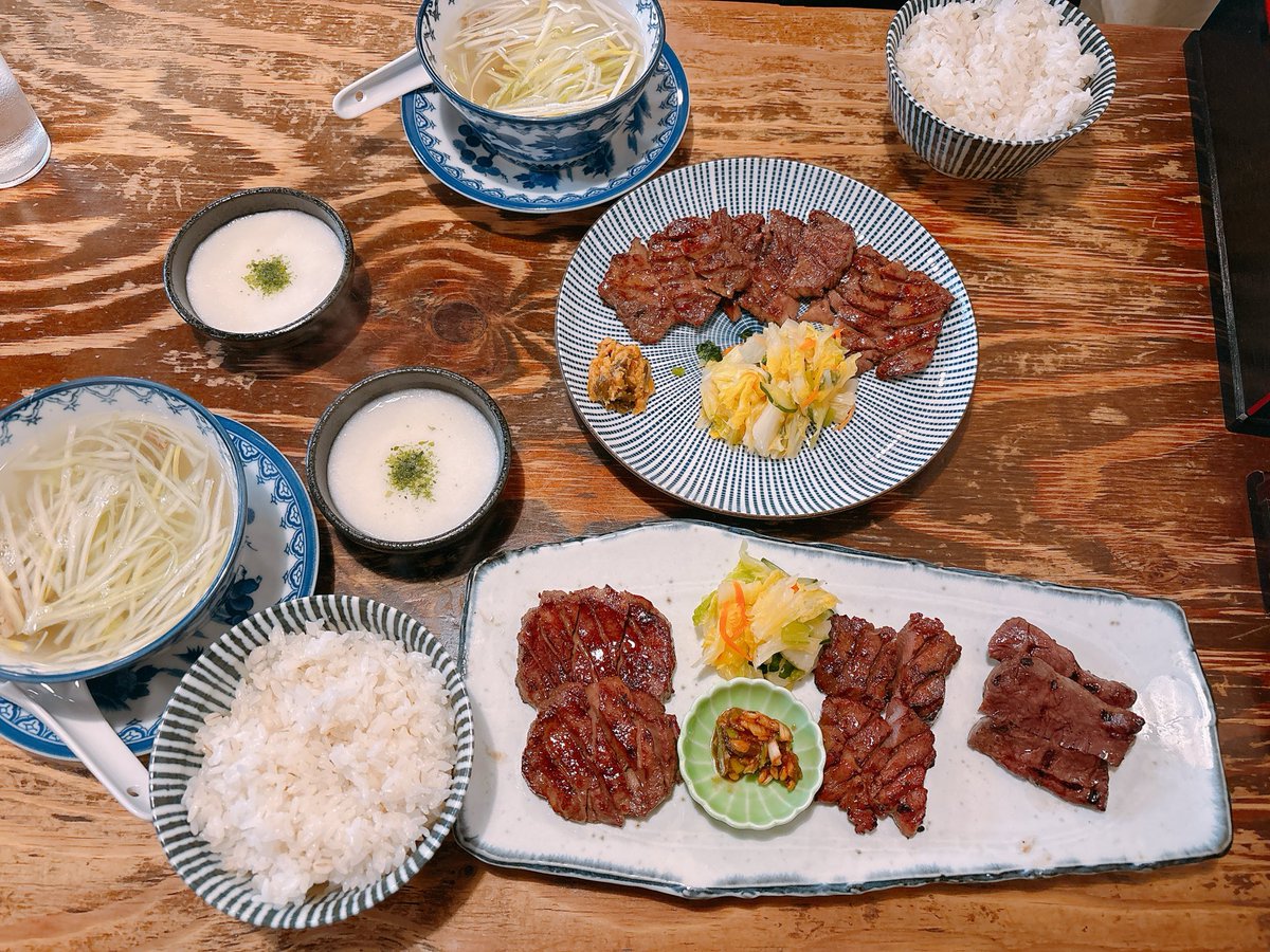 eriii3121's tweet photo. 宮城公演楽しかった〜🥰
お友達と一緒に行って、お互いリセールだったので席は別々だったけど、私の両隣もリセールの方でレオ推しのお姉様、ソウタ推しのお姉様と開演前に色々お話しできて楽しかったです✨
北14列後ろと横もトロッコ来てくれて最高でした🥹🩷
牛タンも最高でした🤤
#HelloMyBESTY2宮城 https://t.co/iYt1x6s338