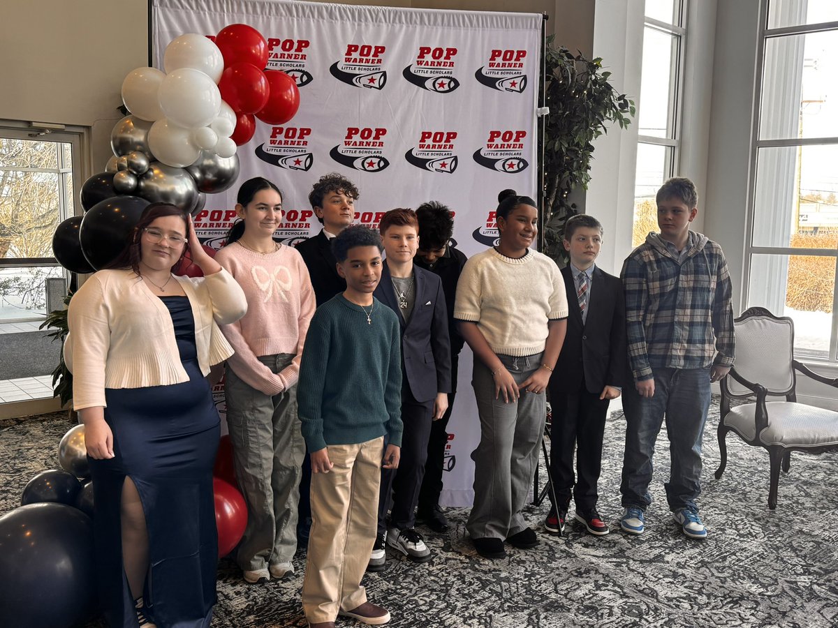 ACCMiniVikes's tweet photo. Hard work pays off! Today we celebrated our athletes at the annual BuxMont Scholar Banquet that recognizes Pop Warner youth football players &amp; cheerleaders who excel academically, balancing high grades with sports.Just one of many reasons that set Mini Vikes apart from the rest! https://t.co/BsAMaYRJlq