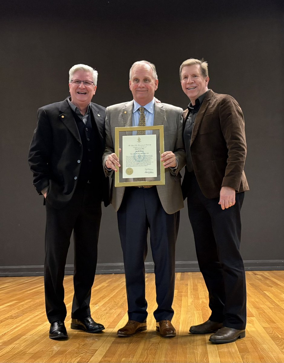 SouthMSSigAlums's tweet photo. SigDig 2026 is in the books! It was an incredible turnout and a great time with brothers. Thanks to everyone who put in the work to make this happen. A huge shoutout to @CoachLadner for receiving his Significant Sig award. There is no one more deserving! #inhoc https://t.co/VHF1kVmRgQ