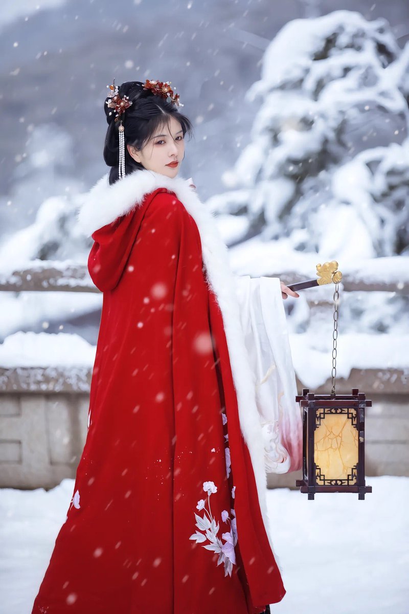 千秋不變之人 tweet media