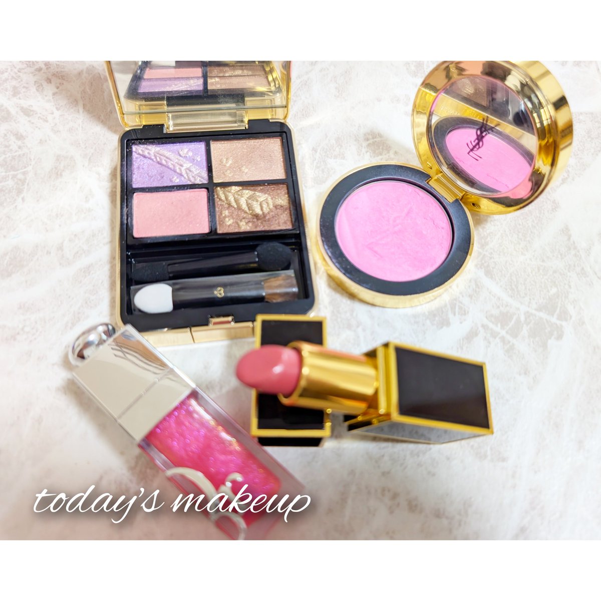 💄今日のメイク ✔️アイシャドウ クレ・ド・ポー504 ✔️チーク ysl42