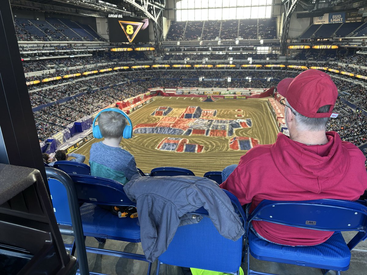 Mayor_of_Banta's tweet photo. We had a great day - thank you @MonsterJam! https://t.co/f2cuM64787