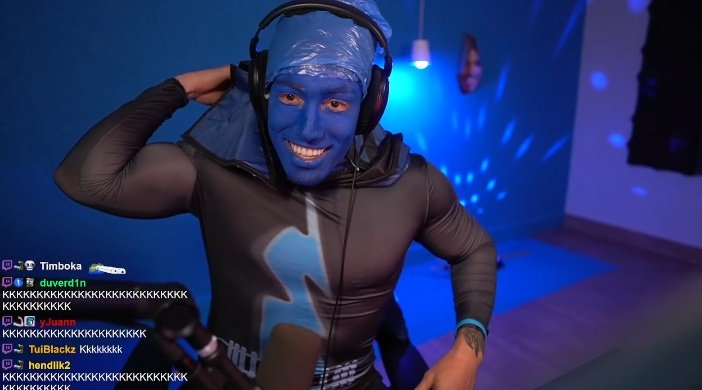 C9VAL's tweet image. 😭😭