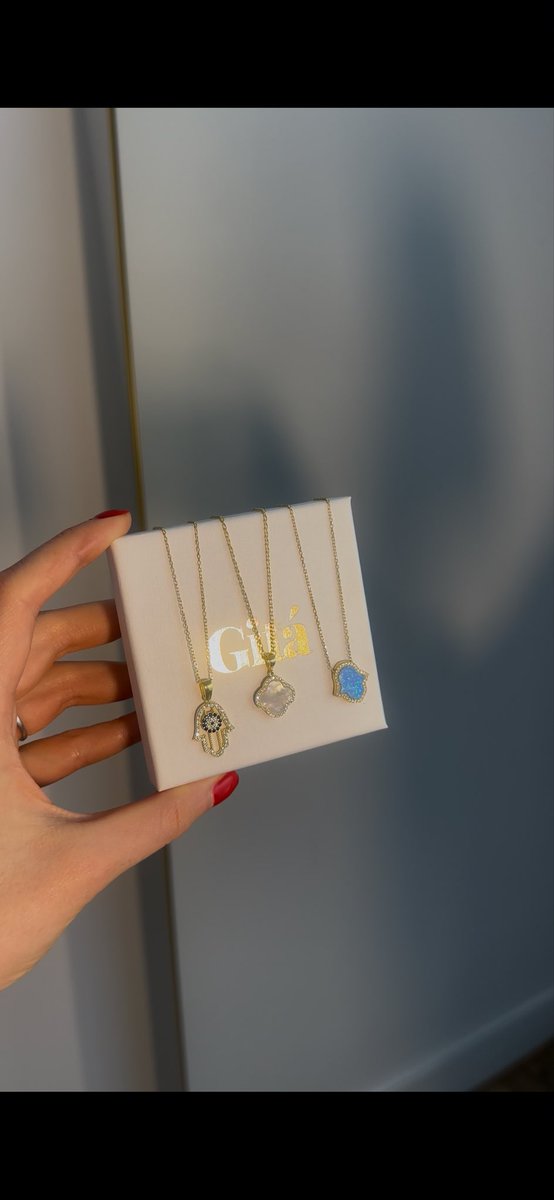geets_m's tweet photo. hi this is my jewellery brand 🤍🧿 specialising in evil eye and sterling silver 925 ✨
https://t.co/uM4zW3t2ji https://t.co/3FBFkbsqad