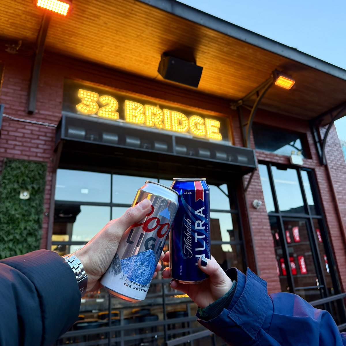 Luke's 32 Bridge tweet media