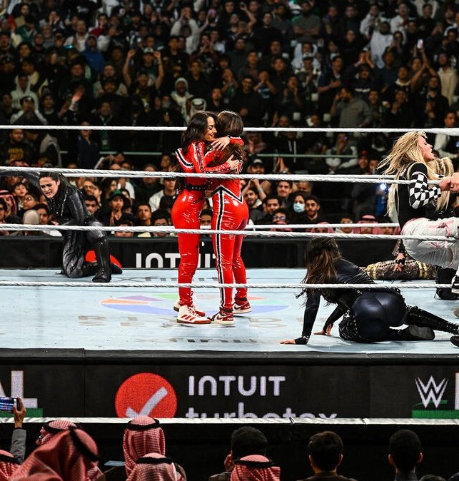 EliteRockerz 𝕏 tweet media