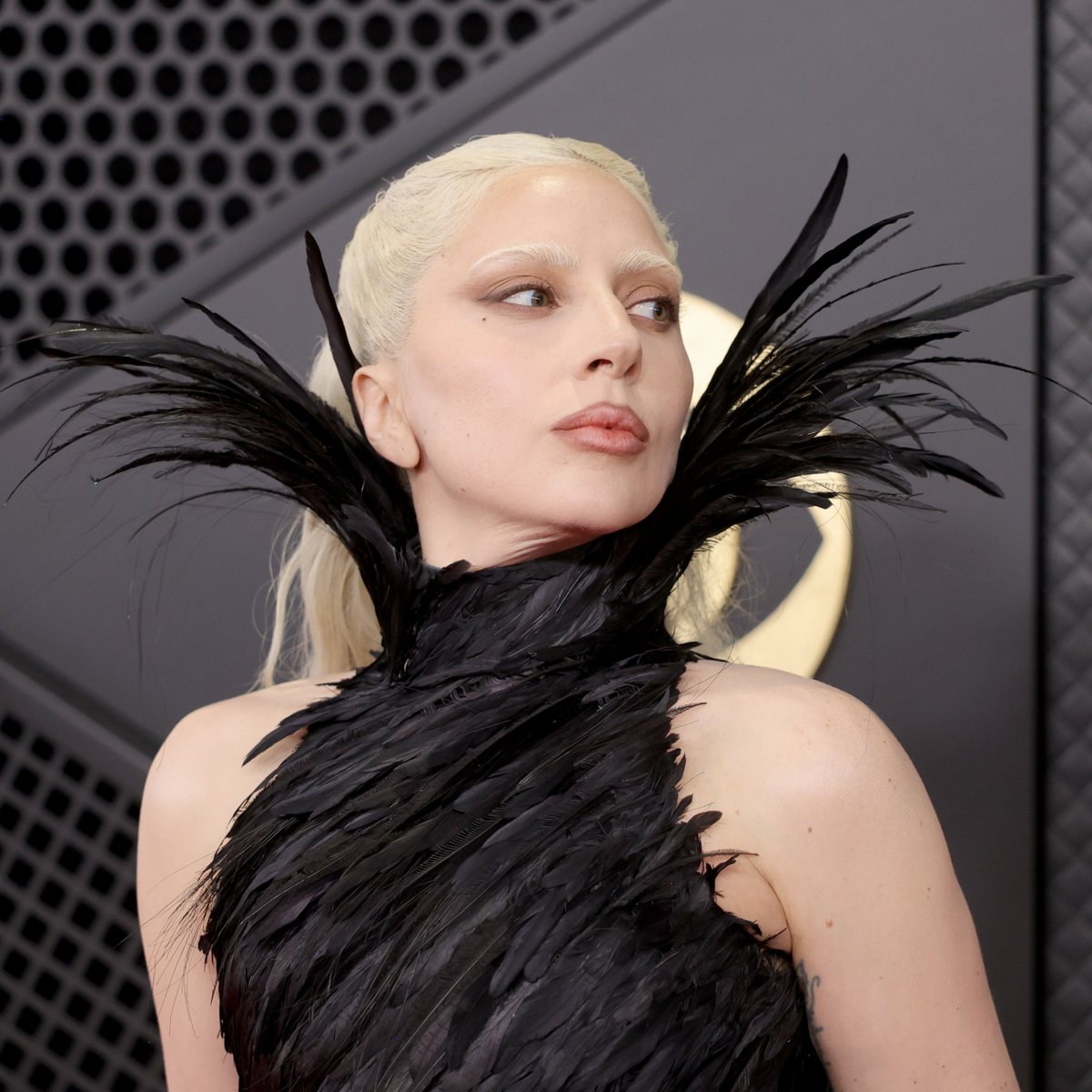 bchartsnet's tweet image. LADY GAGA! #GRAMMYs