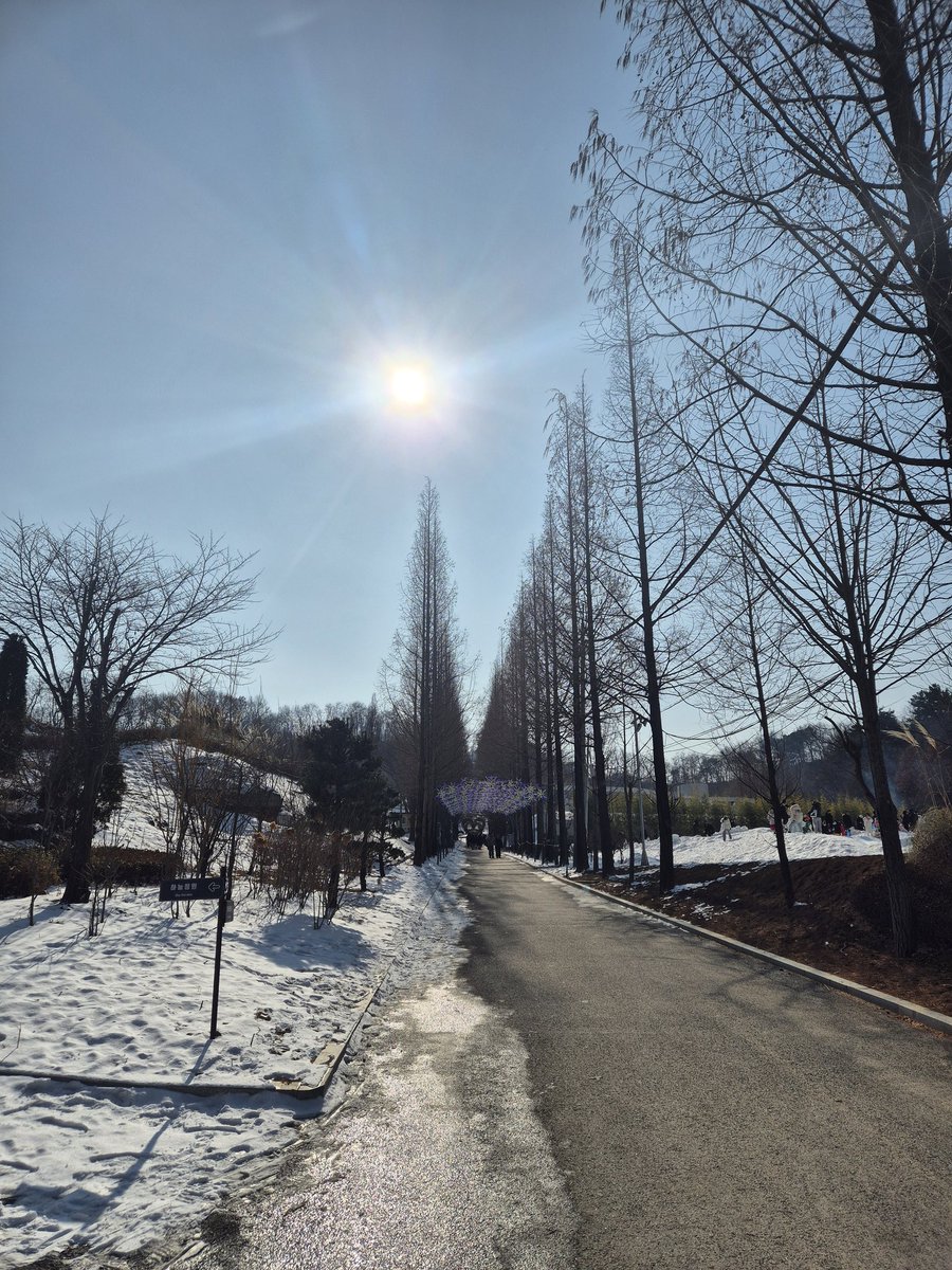 Kim_XRP589's tweet image. 눈 길 조심하시고~

힘찬 한주 보내세요~

선팔&amp;lt;-&amp;gt;맞팔♡ 환영 합니다.