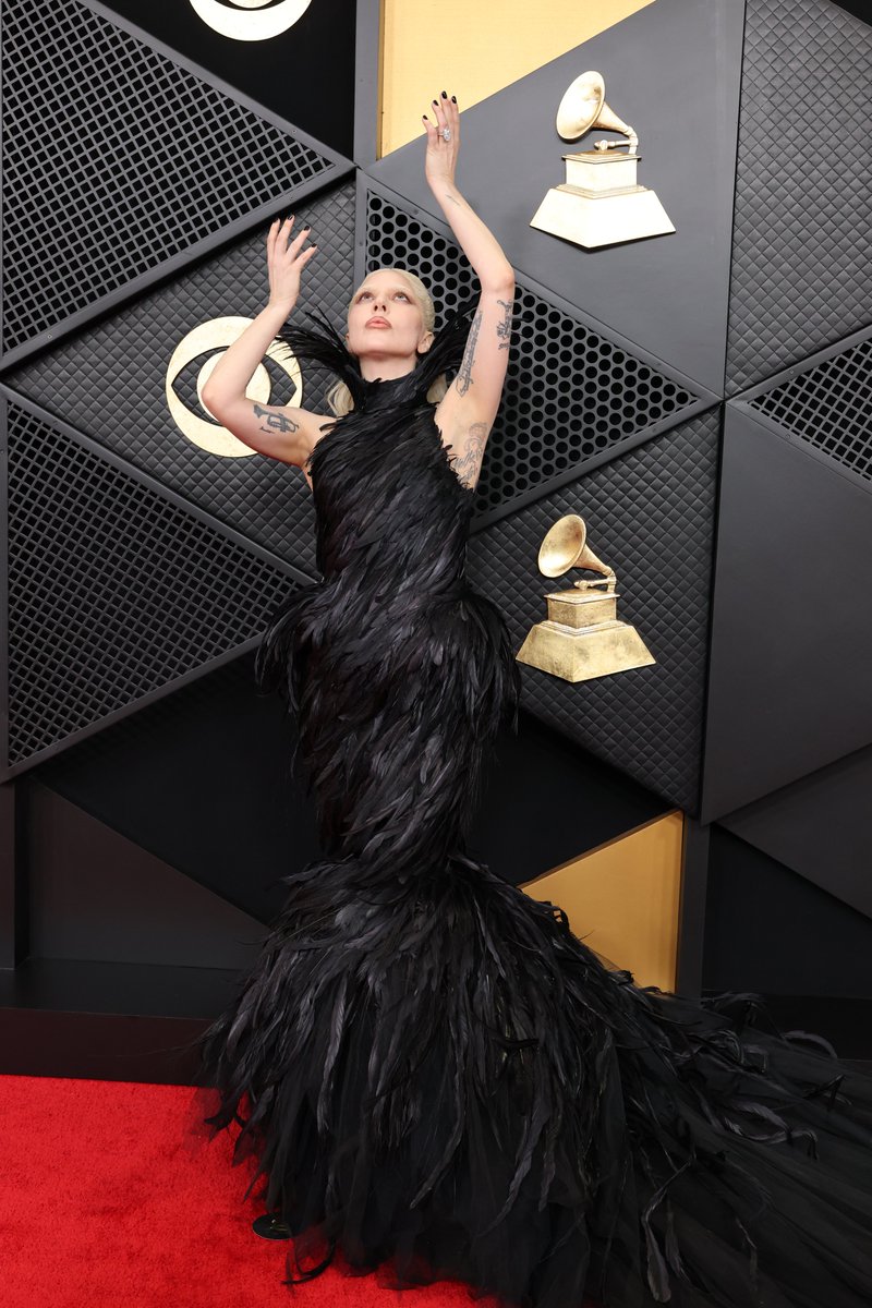 bchartsnet's tweet image. LADY GAGA! #GRAMMYs