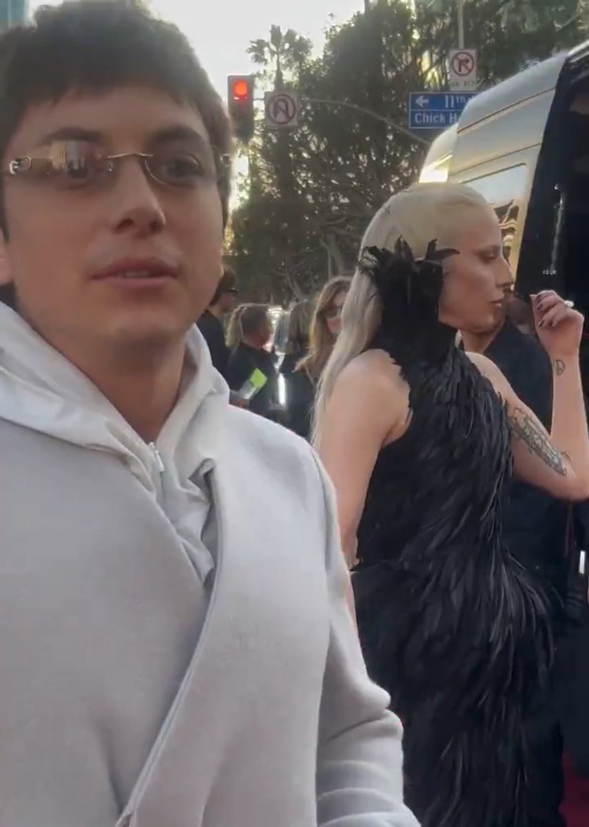 CA7OPACOCRAVE's tweet image. PACO AMOROSO Y LADY GAGA