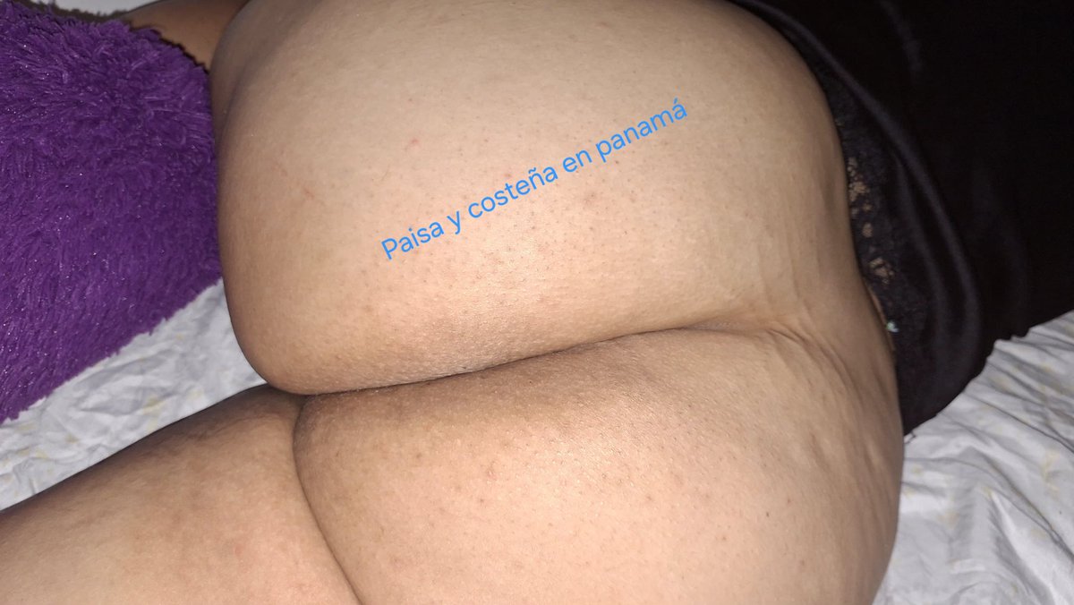 Mientras ella duerme, yo le morboseo el culo y me pajeo...