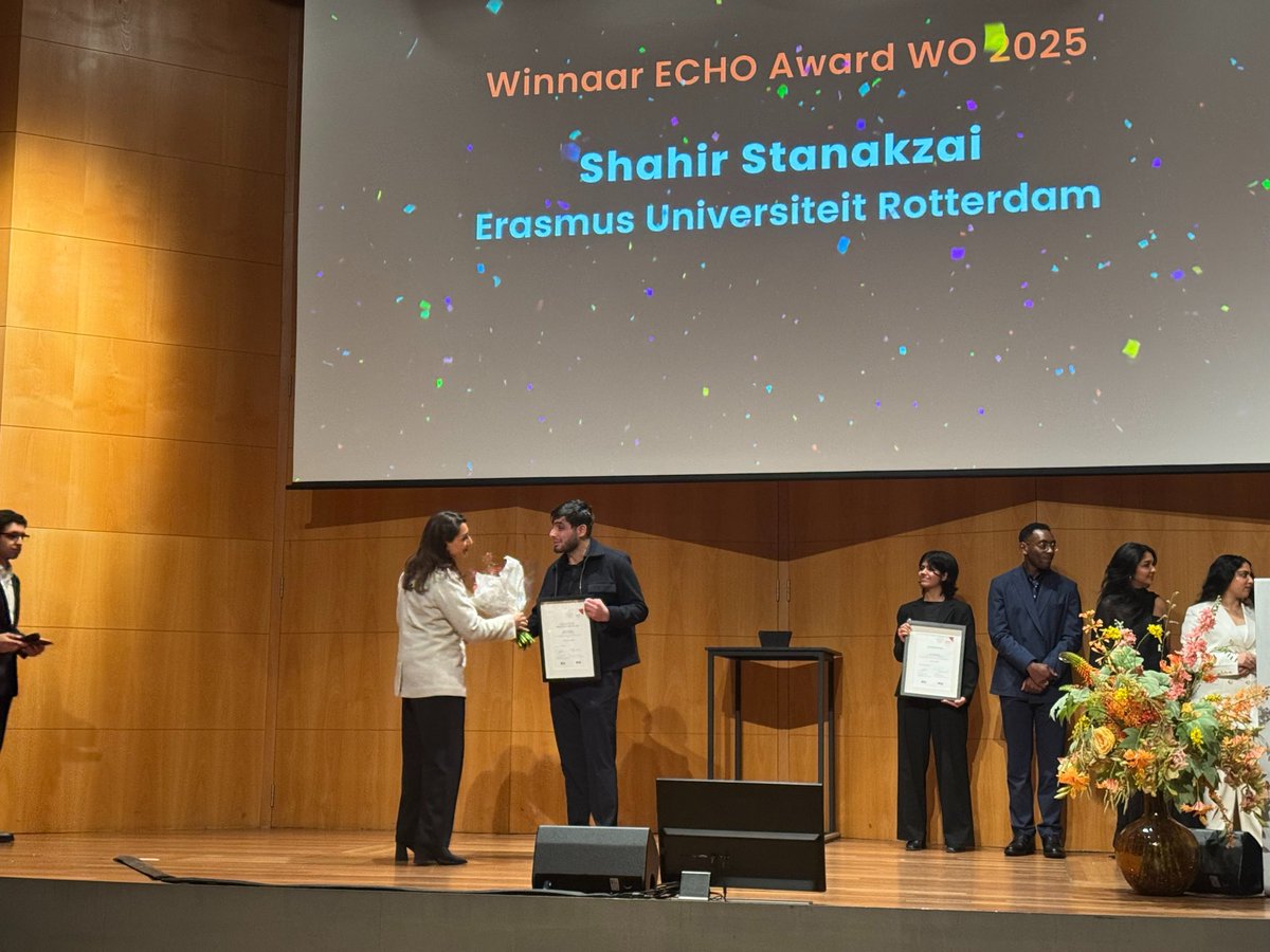 MillennialUnite's tweet photo. Founder Dr. Seren Dalkiran was honoured to pass on the torch and award the ECHO Awards in the category ‘university students’ that she received now to the next generation of leadership for academic excellence, societal impact and innovation on their 25th anniversary!🕊️🌎#nextgen https://t.co/rT6EvR8paW