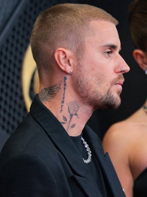 letícia tweet media