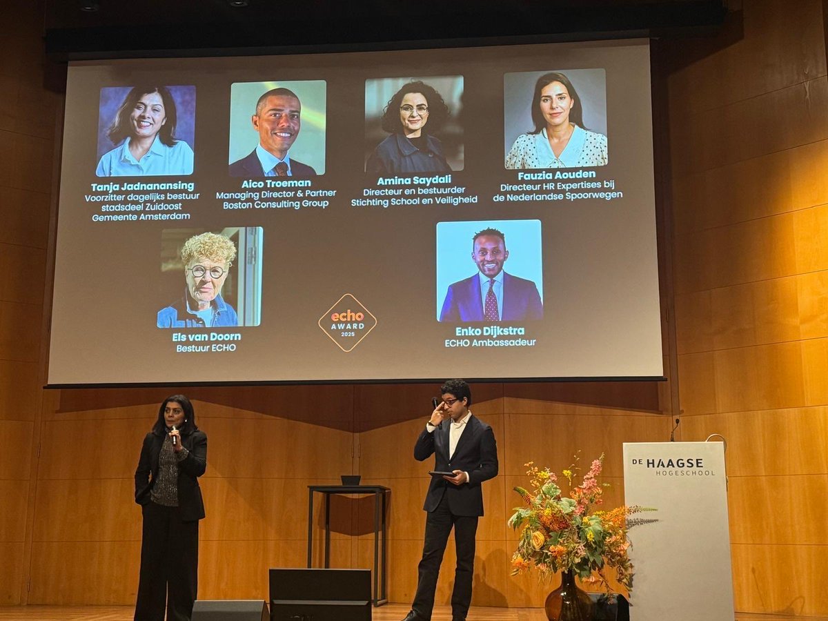 MillennialUnite's tweet photo. Founder Dr. Seren Dalkiran was honoured to pass on the torch and award the ECHO Awards in the category ‘university students’ that she received now to the next generation of leadership for academic excellence, societal impact and innovation on their 25th anniversary!🕊️🌎#nextgen https://t.co/tA2KwGZMJT