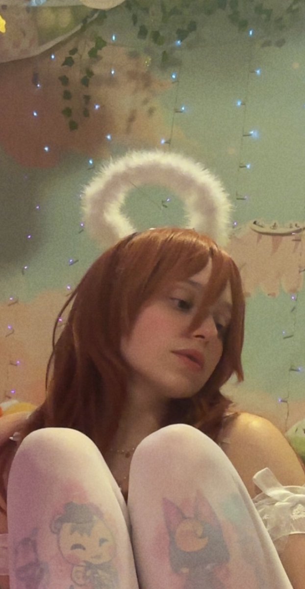 omg 969 akiangel lovers 💖 if we get to 1 billion lovers i promise ill post the full cosplay 😇 (surprise !!)