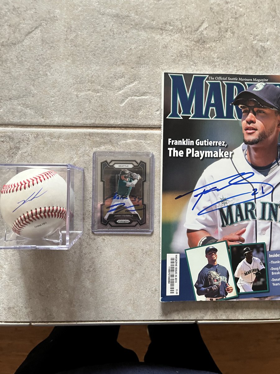 chendricks34's tweet photo. Good day at #MarinersFF today. A lot of excitement at T-Mobile Park! Enjoyed listening to Kirby and Raleigh speak. Walked away with autos from Gutierrez, Kade Anderson, and Jonny Farmelo. @Mariners https://t.co/cA0LDjxTZO