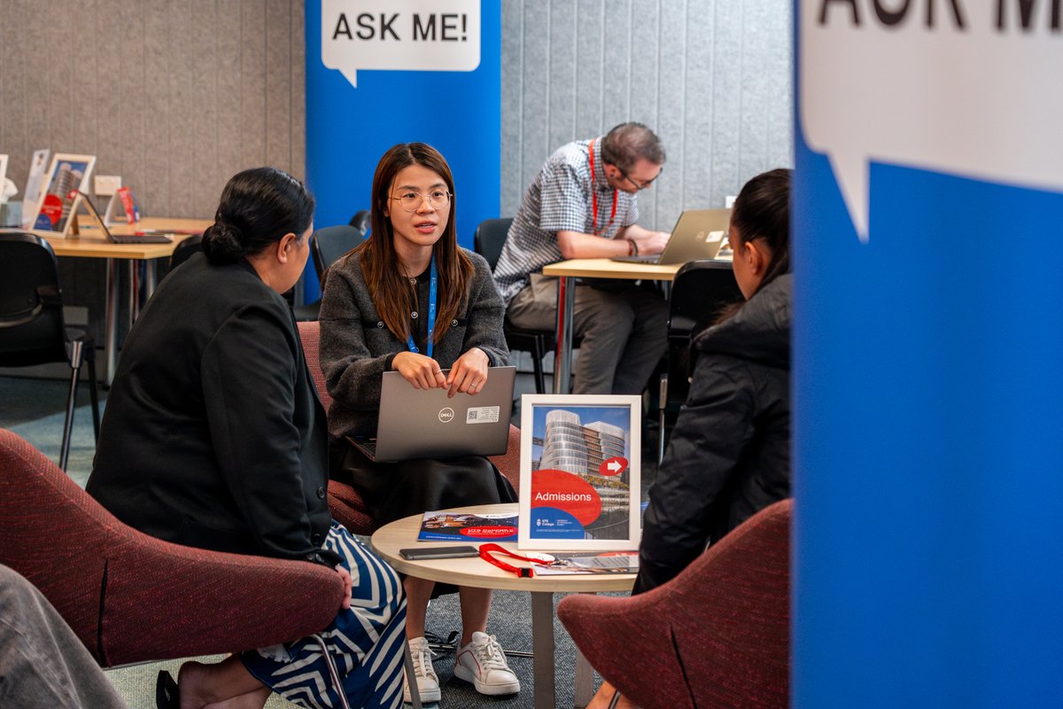 UTS College tweet media