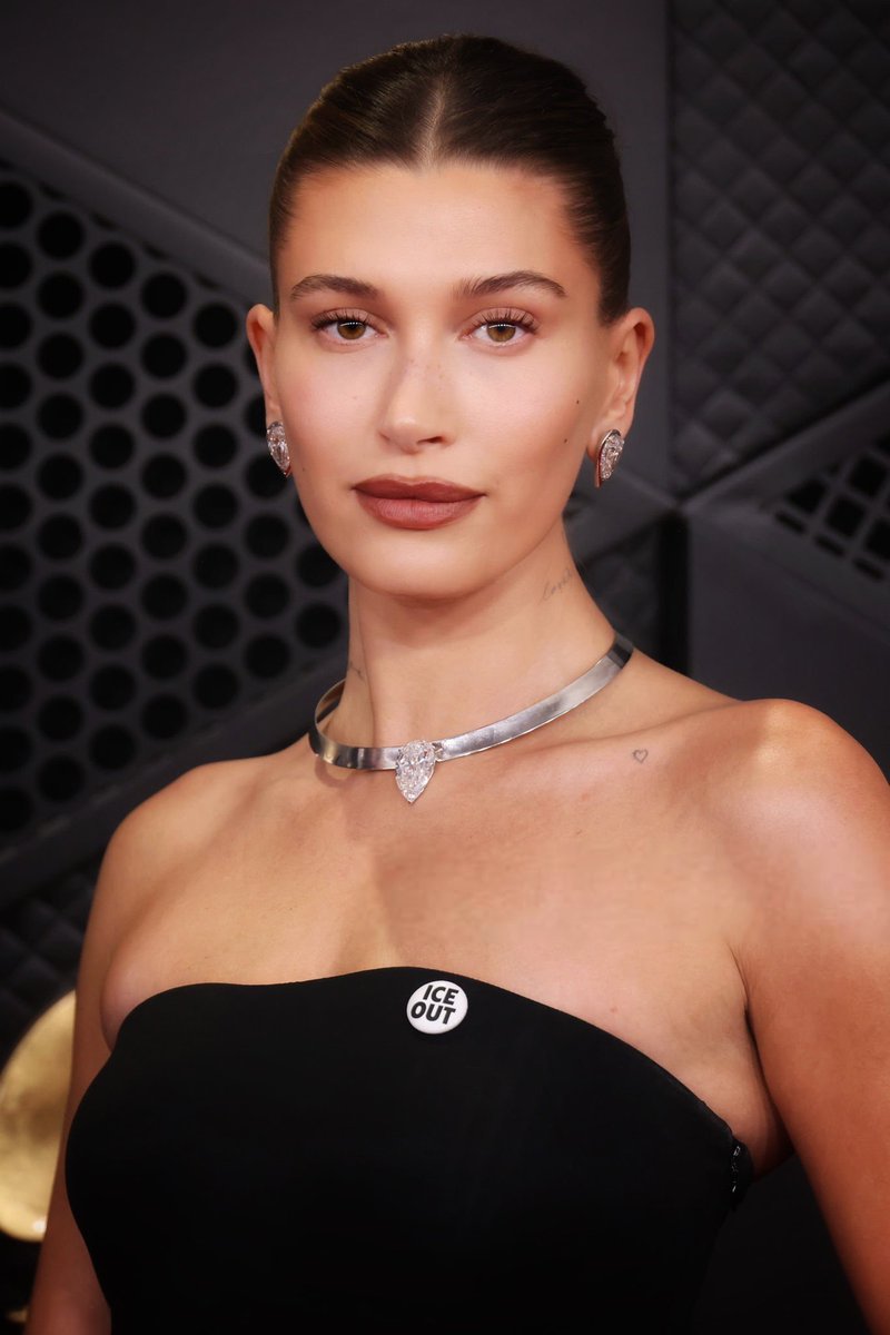 JAILEYSWRLD's tweet photo. HAILEY BIEBER!!! 😍 https://t.co/T3VTH86Hox