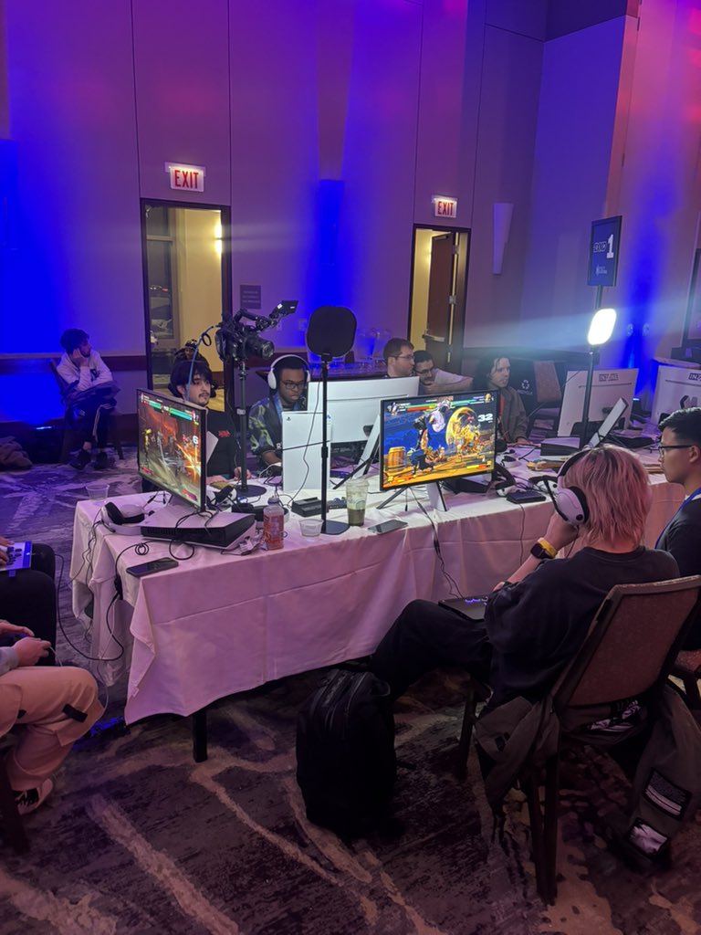 BMS | ib tweet media