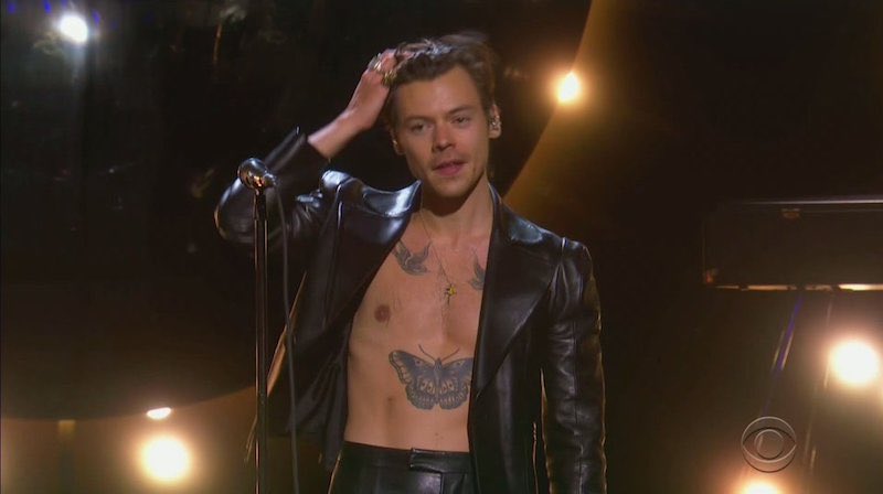 canyonmoonblu's tweet photo. “why do u watch the Grammys?”

me: https://t.co/bHLjlPYQjB