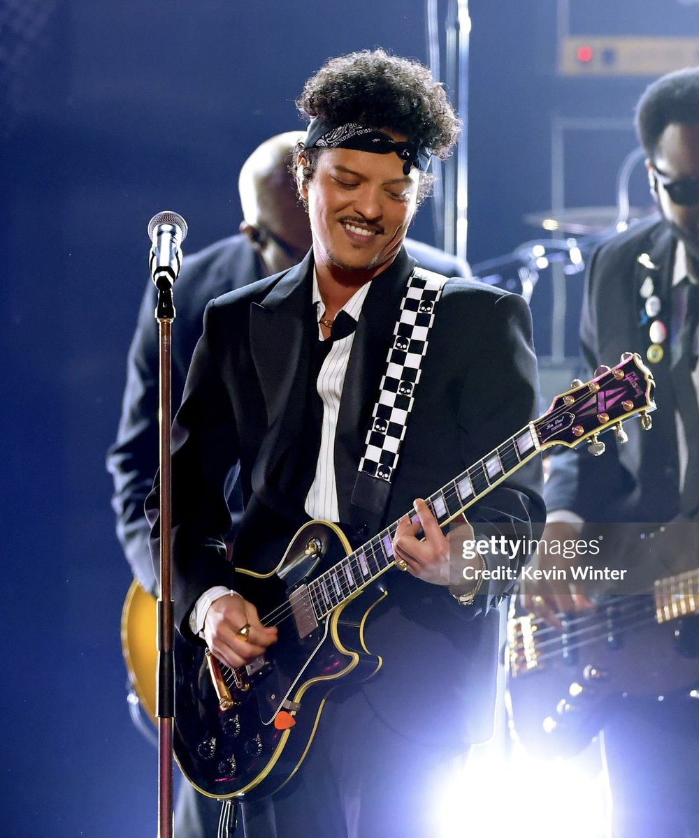 brbrunomars's tweet photo. LINDO! Bruno Mars no #GRAMMYs https://t.co/K2hCDJblck
