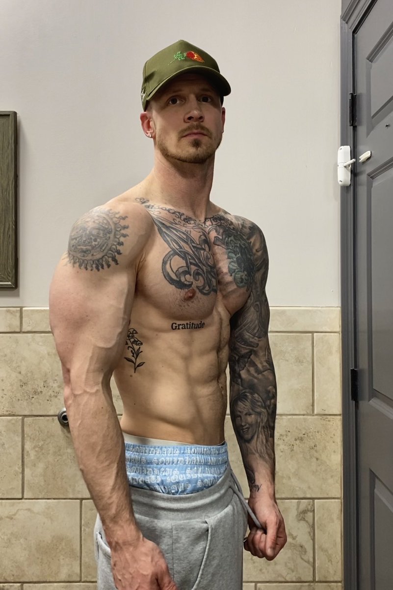 Thomas Jr. 👑 tweet media