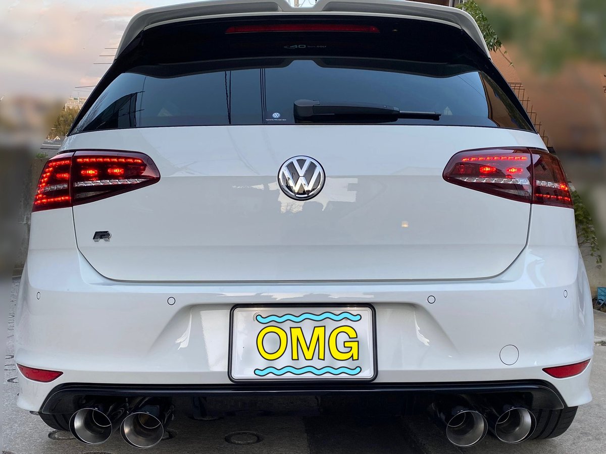 青メタ tweet media