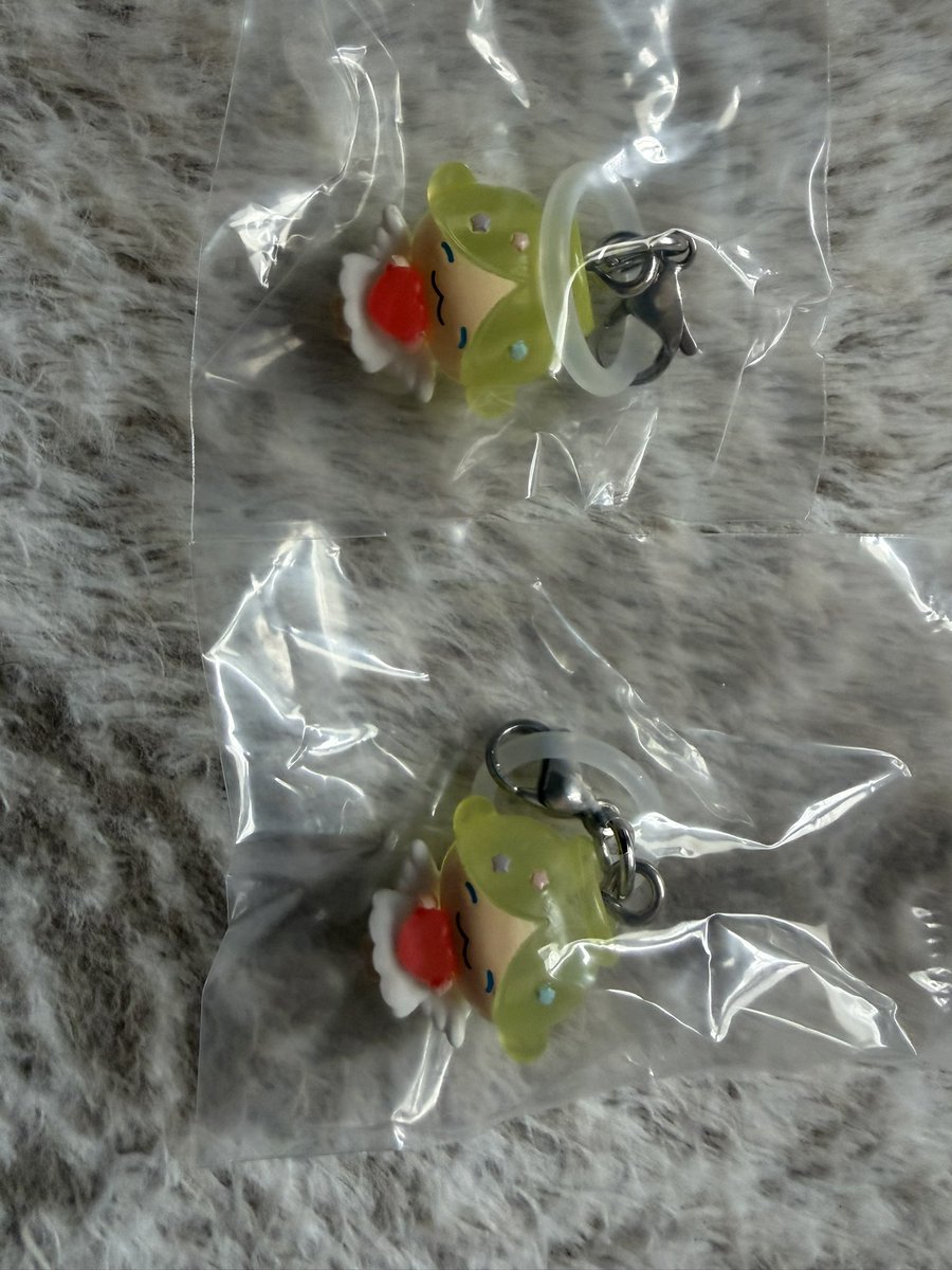 jx8ld's tweet photo. JOCHUM めじるしアクセサリーじぇおちゃむ交換

譲→もこ２個
求→チュララ１or２

郵送にて交換希望です。
宜しくお願いします。
#JOCHUM交換 https://t.co/zU0MClAqq6