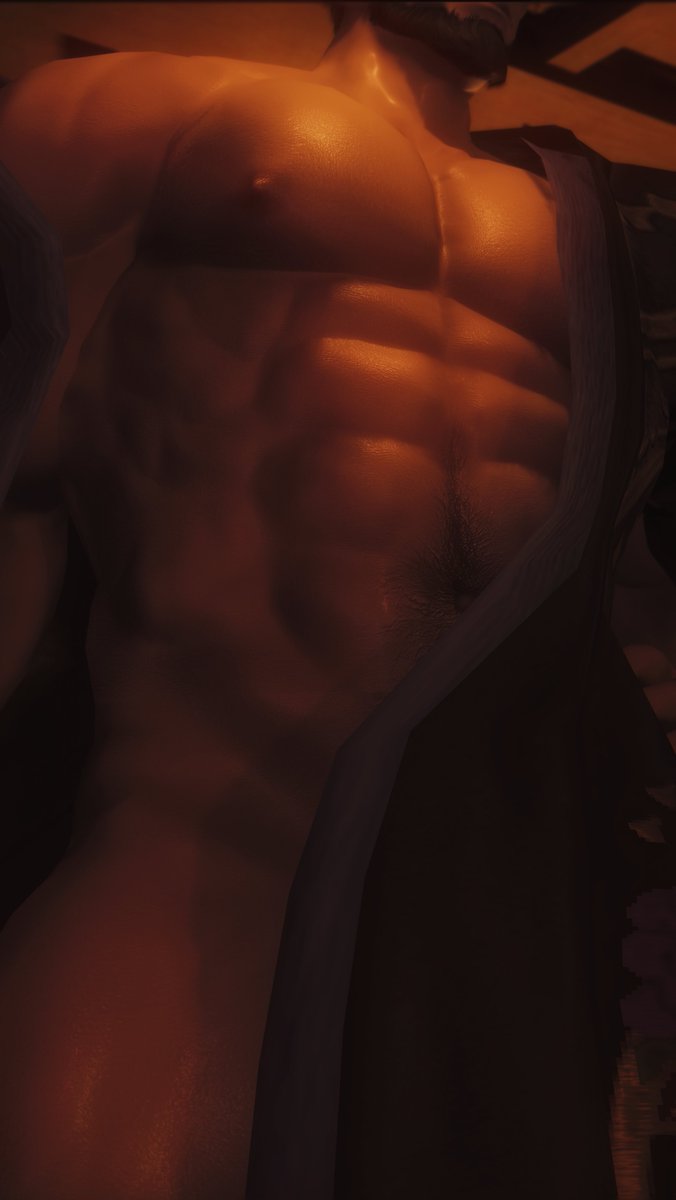PaleRoegadyn's tweet photo. Golden night https://t.co/JSMqfYmPP1