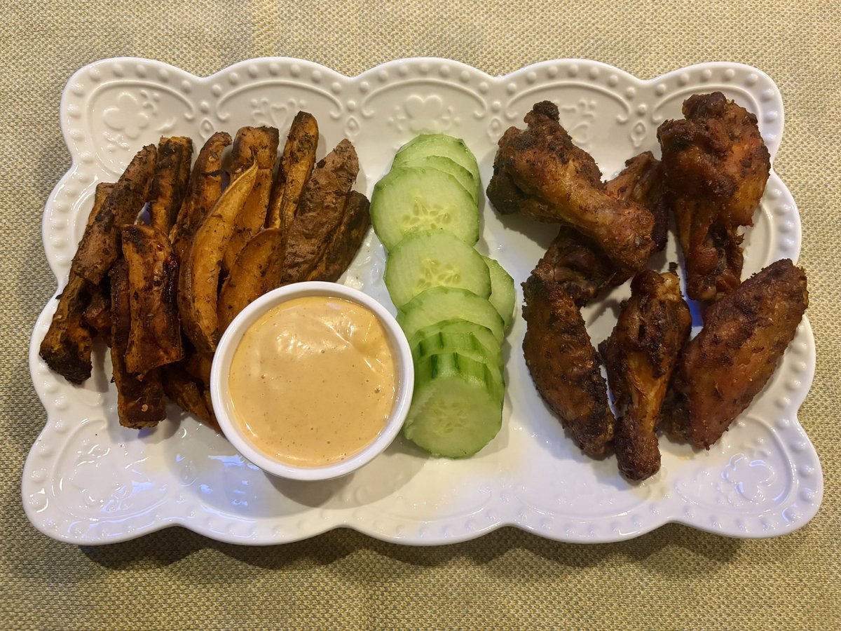 ཐི ₍ᐢ. ̞. ྀི₎ ཋྀ tweet media