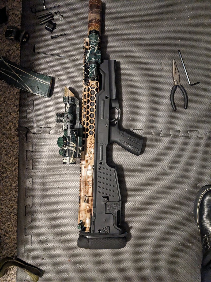 If I can get this to run with a cmmg .22 adapter, than it should run with a JAKL. I just need to make an adapter, but nothing really seems to be in the way of this just working.